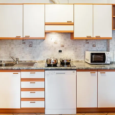 Vittoria Apartment