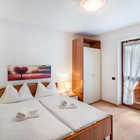 Vittoria Apartment *